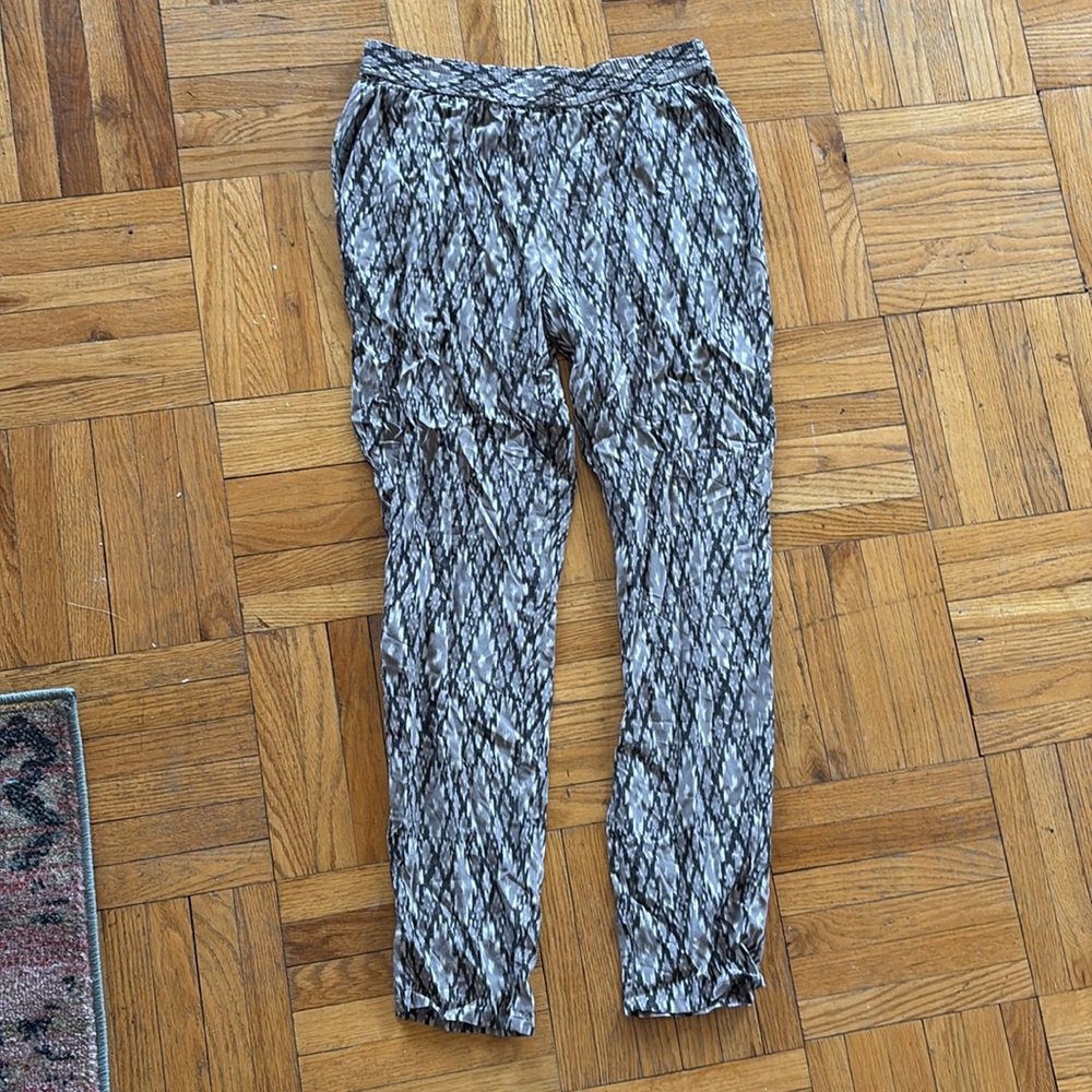 Size S snakeskin pants
